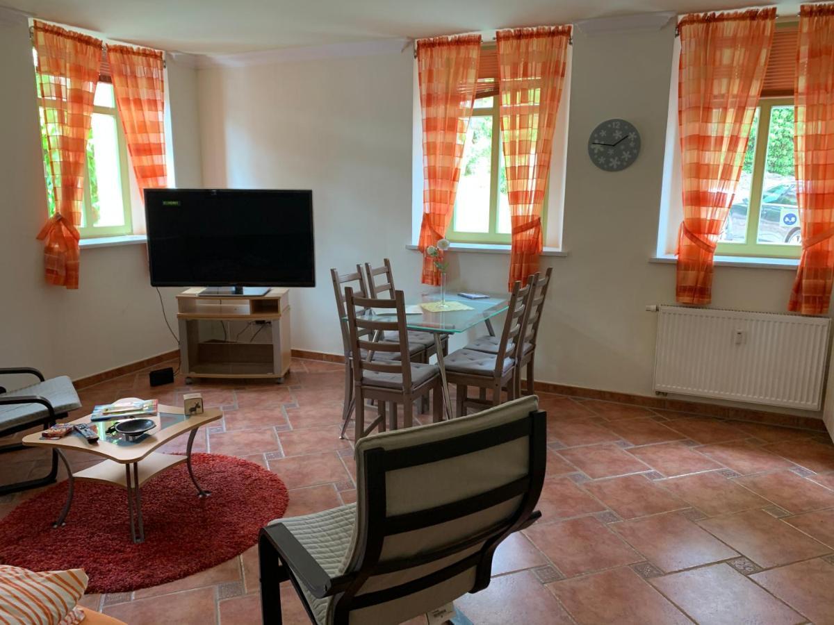 Ferienwohnung Am Schloss Rochlitz Esterno foto